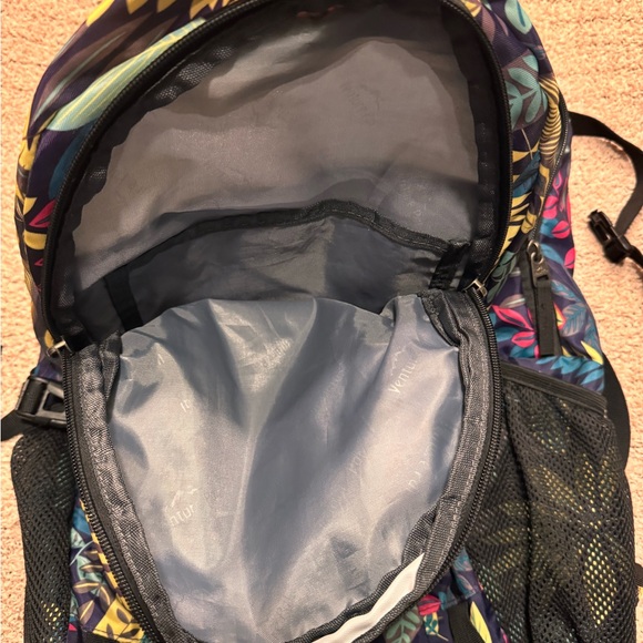 Colorful backpack - Picture 3 of 5